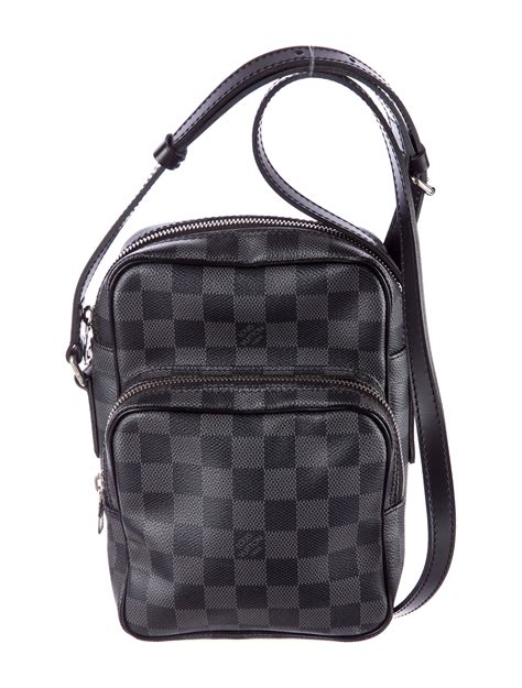 louis v crossbody bag men.